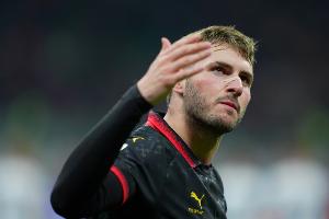 华体会赛事中心-评论员：米兰前锋希门尼斯的状态令人担忧，他会被压力生吞活剥